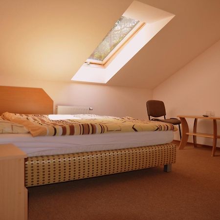 Bed and Breakfast Lesny Zakatek Smardzewice Exterior foto